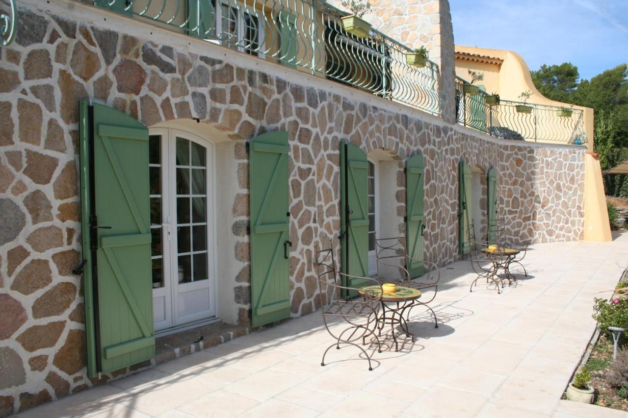 Le Mas Des Tarentes Chambres D'Hotes ตรองส์-ออง-โปรวองซ์ ภายนอก รูปภาพ